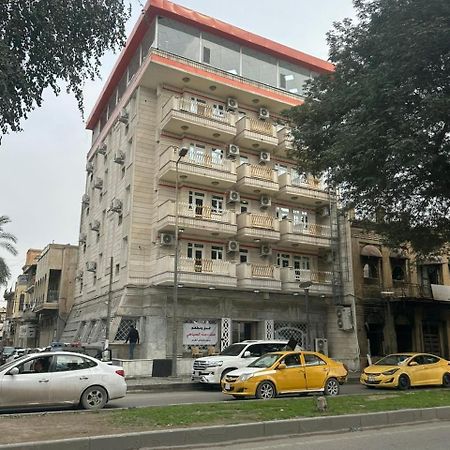Malik Dijlah Hotel Baghdād Exterior foto